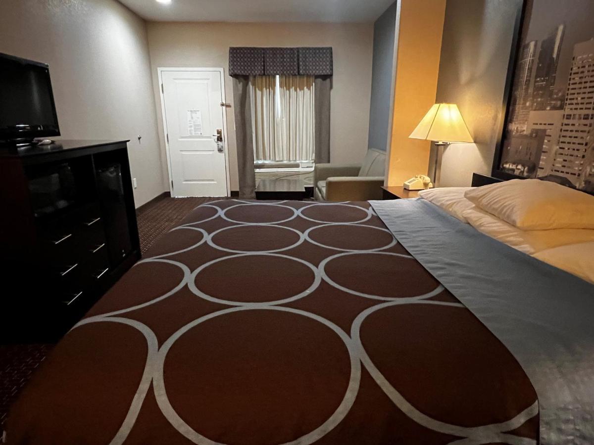 Super 8 By Wyndham Center Motel Ngoại thất bức ảnh