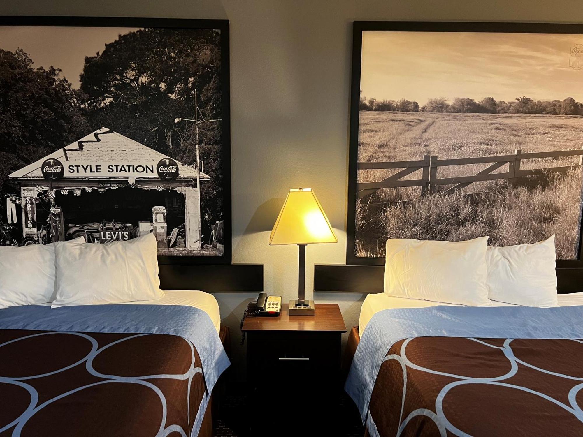 Super 8 By Wyndham Center Motel Ngoại thất bức ảnh